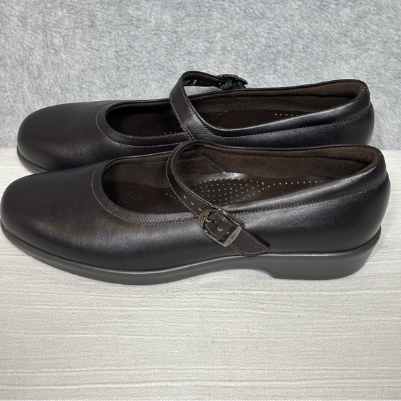 SAS NWOT Maria Comfort Mary Jane Buckle Flats Shoes-Brown Leather-Women 8 Narrow - Picture 4 of 10
